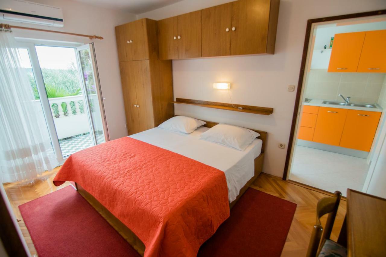 Apartments Picolo Paradiso Miljenko Debelic Barbat na Rabu Extérieur photo